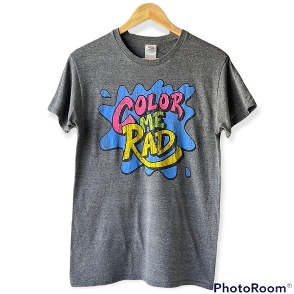 𝅺delta Apparel Grey Color Me Rad Graphic Tee - Picture 1 of 9